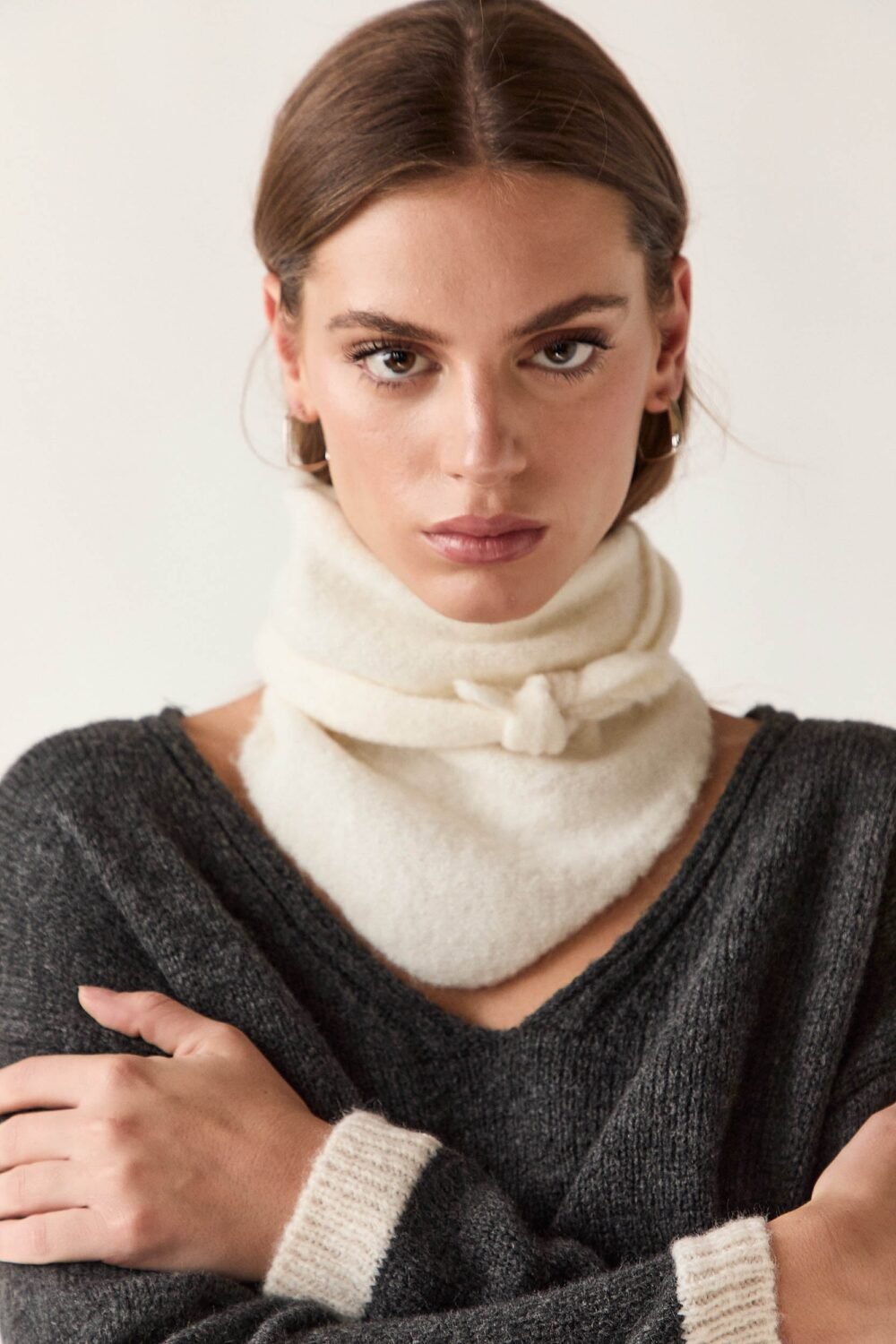 Panuelo-lana-pinco-crudo-10559001-2