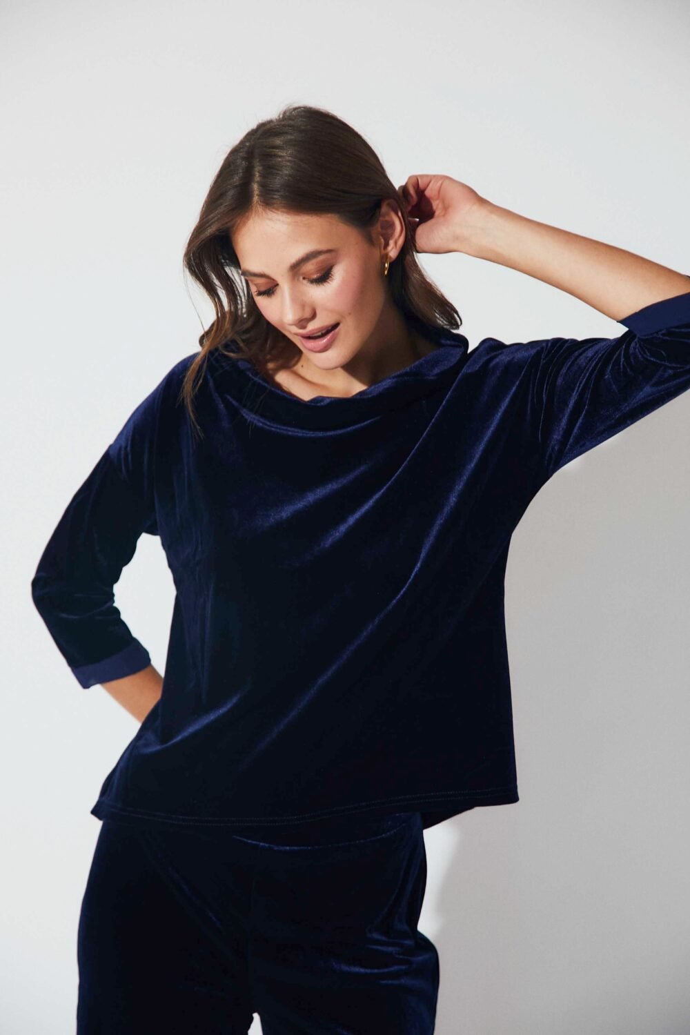 Top cuello kelly terciopelo azul