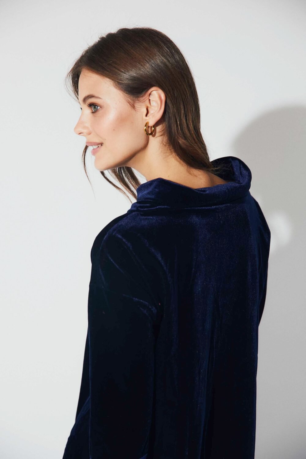 Top cuello kelly terciopelo azul