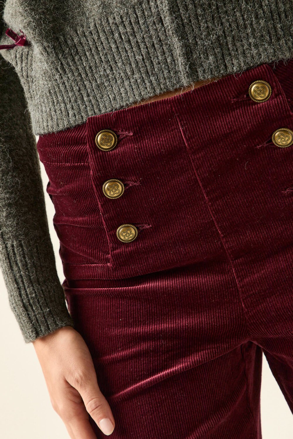 Pantalón pana botones marinero burdeos