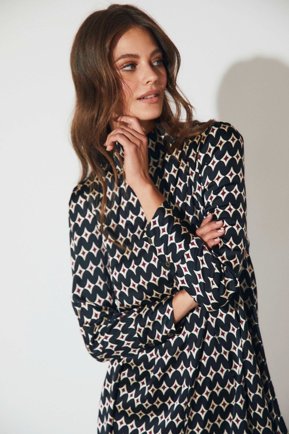 Dress corto satinado print fantasía