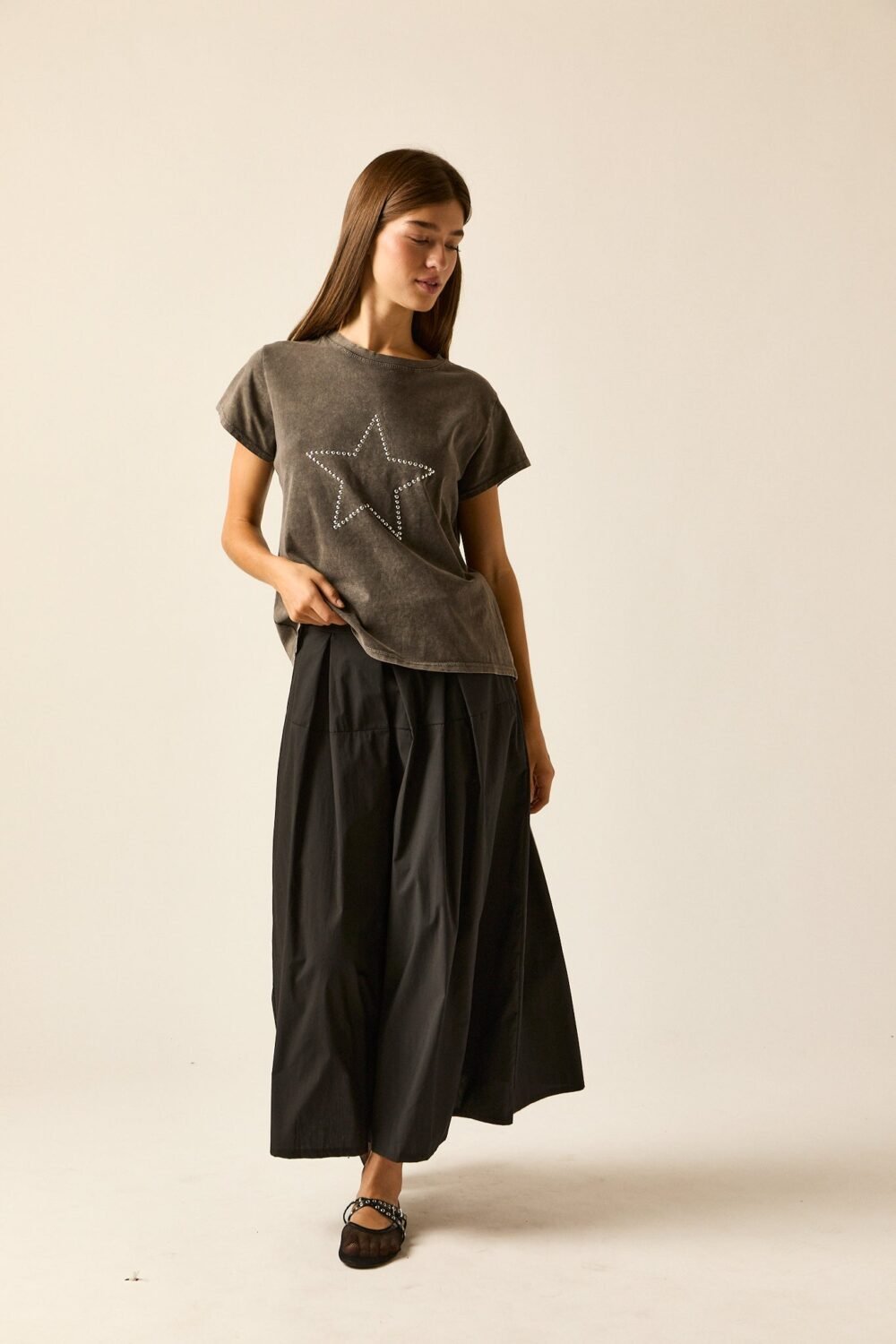 camiseta-manga-corta-estrella-gris-11253TA005-1