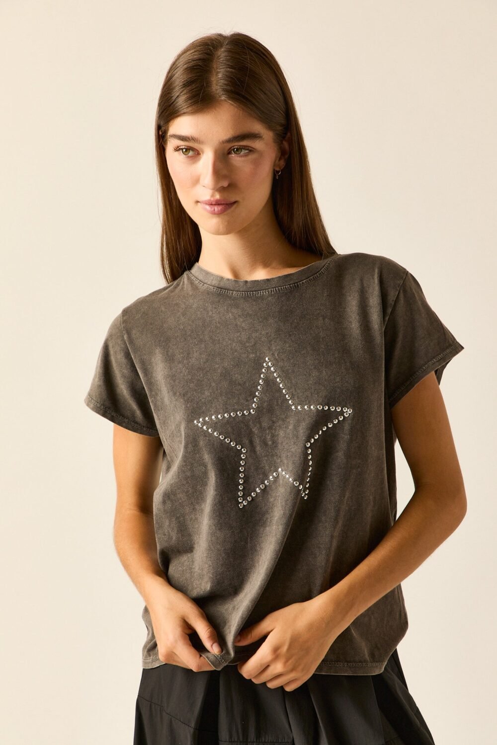 Camiseta estrella tachas Gris antracita
