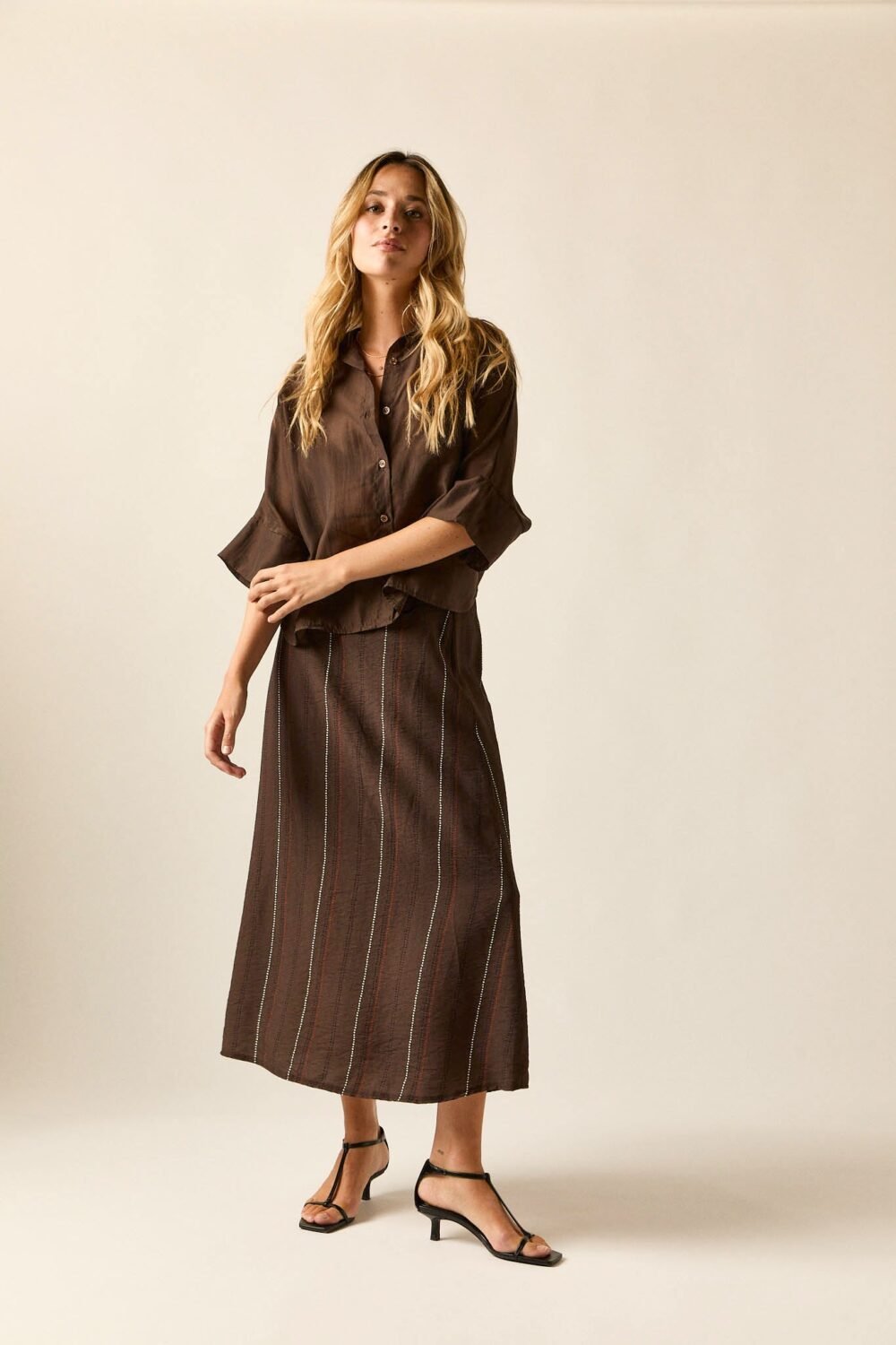 falda-midi-estampada-marron-18527SLM560104-1