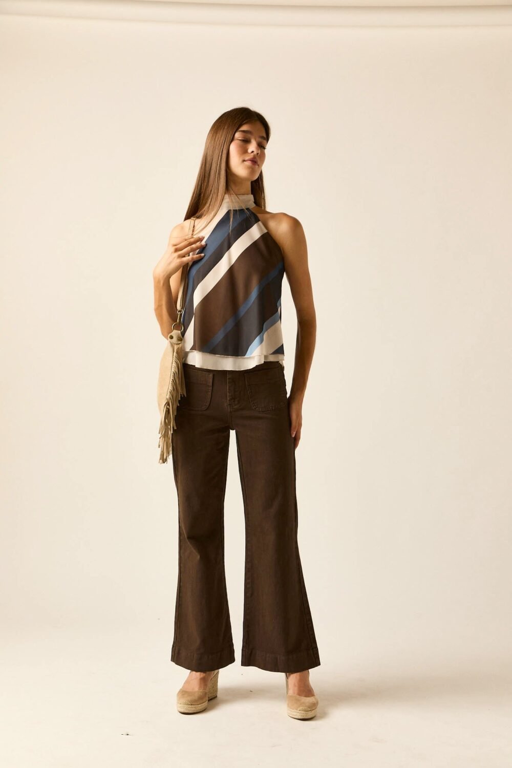 Jeans pockets marrón dos botones