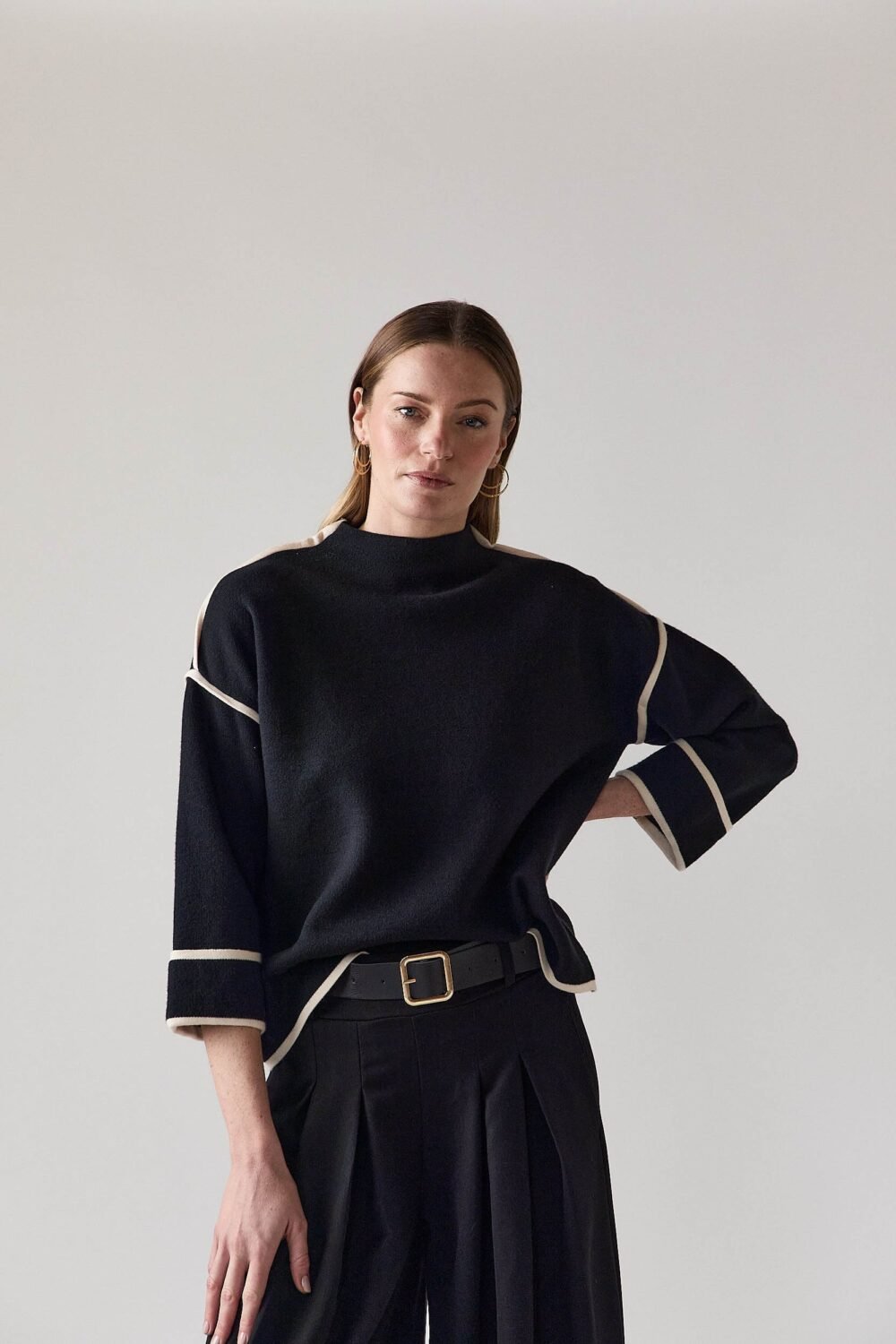 Jersey manga 3/4 vivos contraste negro