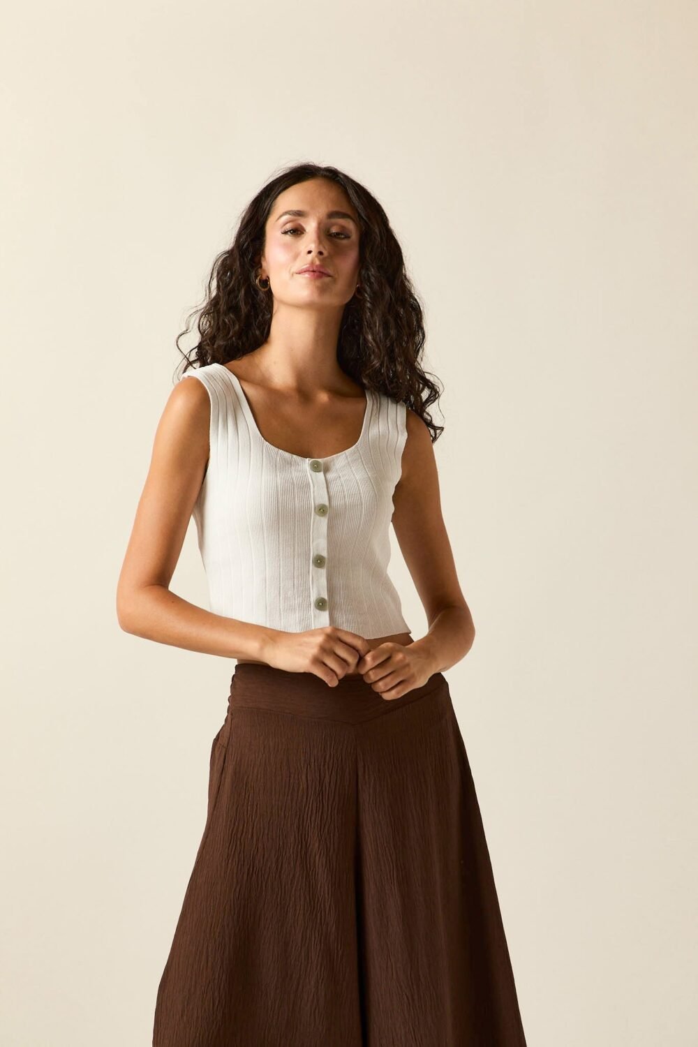 Pantalón fluido ancho marrón