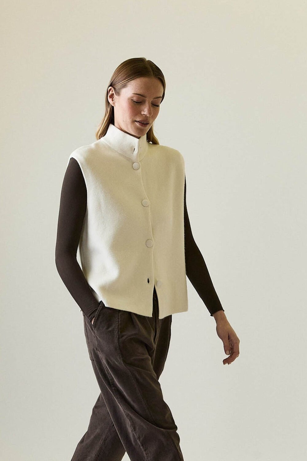 Vest botones forrado natural